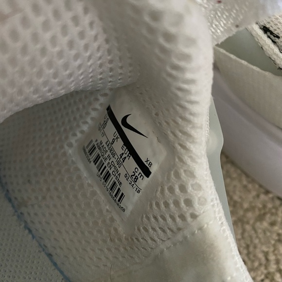 Nike Off-White Air Prestos (2018) - Picture 7 of 8